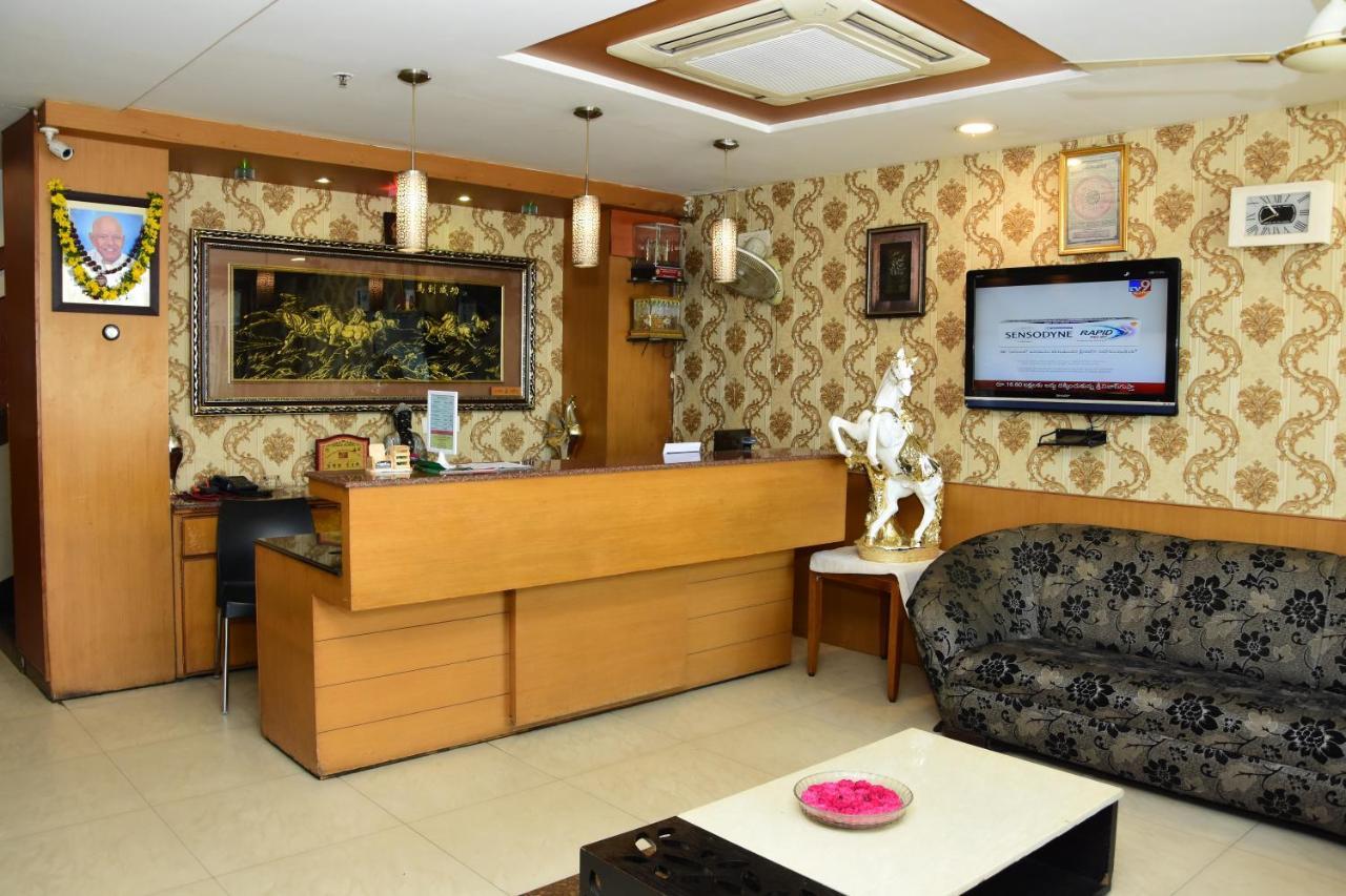 Budget Hotel Khammam Exterior photo